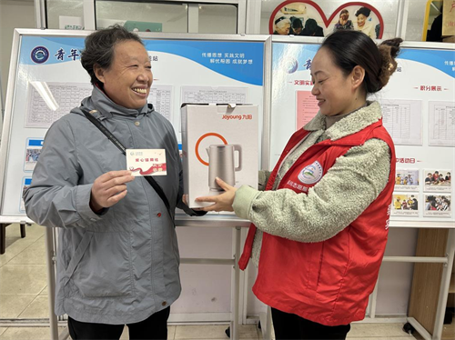 南通崇川：“帮办代办” 让社区服务既“帮”出温暖又“代”来方便