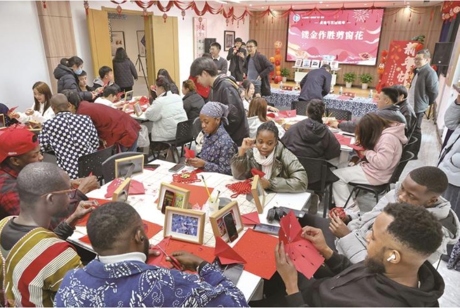 民俗焕彩迎新春
