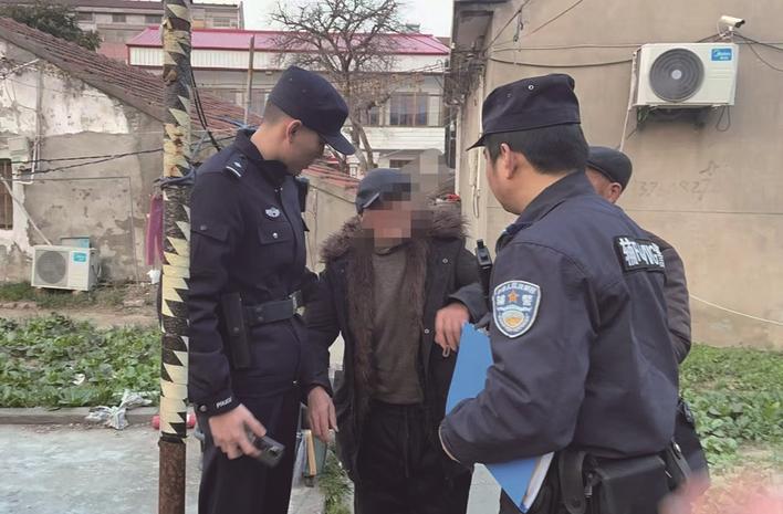 八旬老人迷了路 民警将其送回家