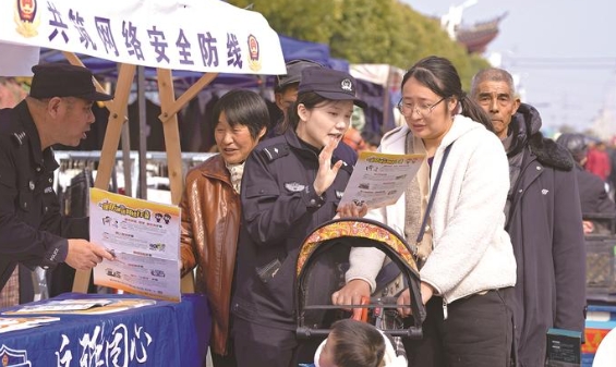 普法宣传“赶大集”