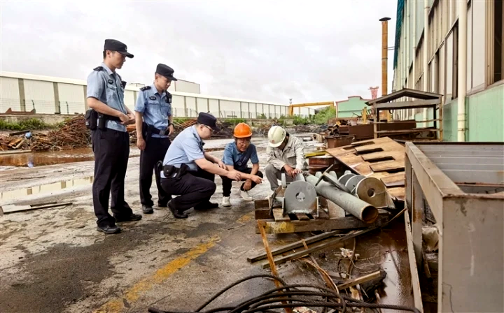 长航南通公安：向江而行，奋力写好护企答卷