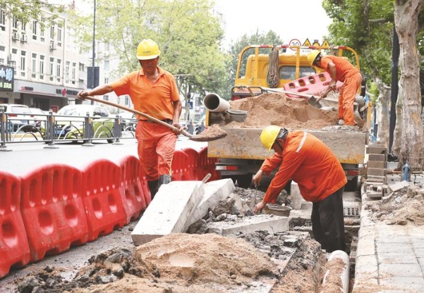 市政设施管理处持续推进城区积水点动态排查和滚动式治理