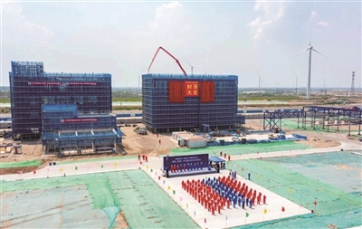 中石油蓝海中试基地项目 主体结构全面封顶