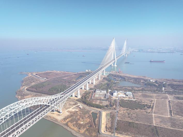 南通制造助力常泰长江大桥正式通车
