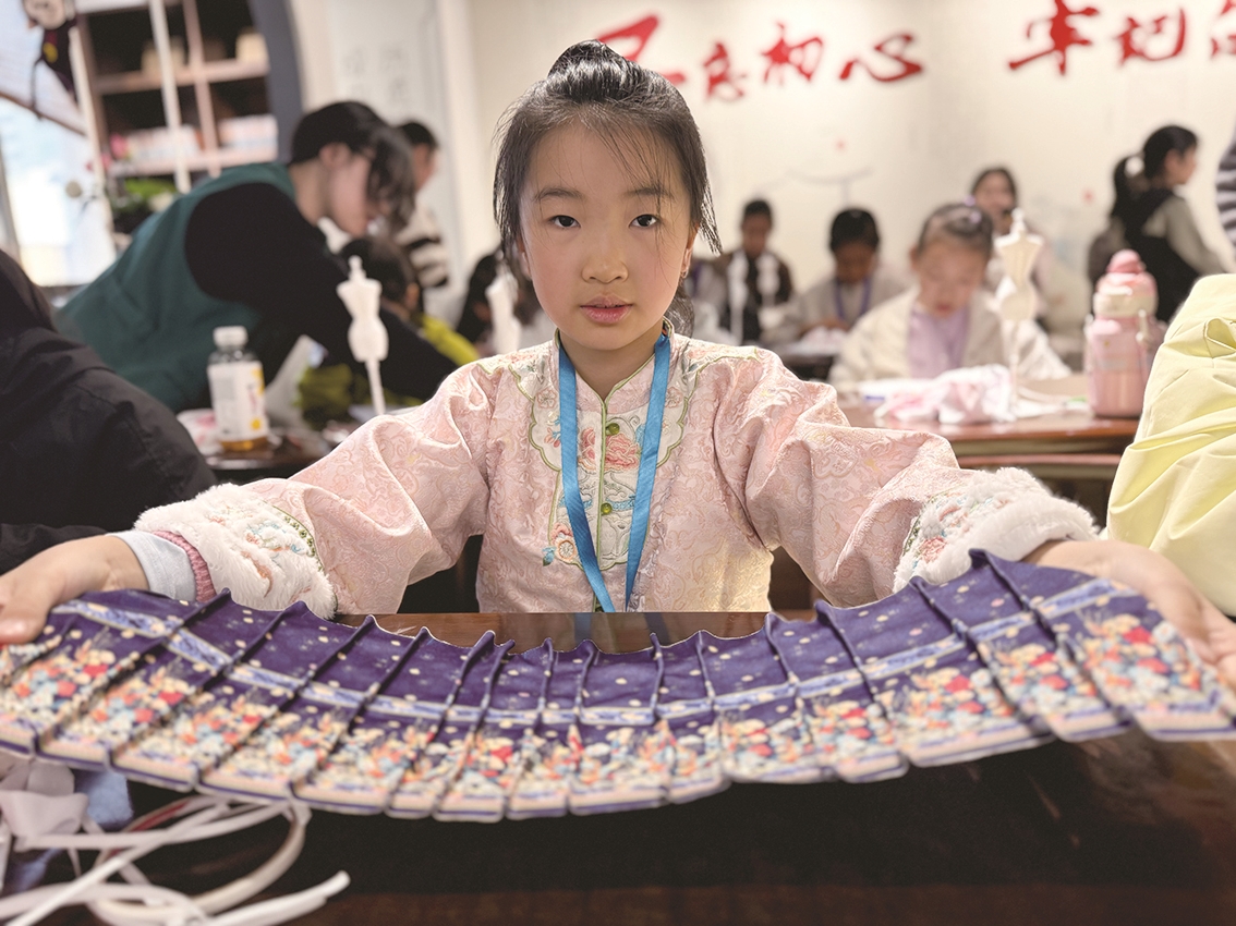 布韵汉风 指尖织梦丨江海小记者探秘布艺汉服文化