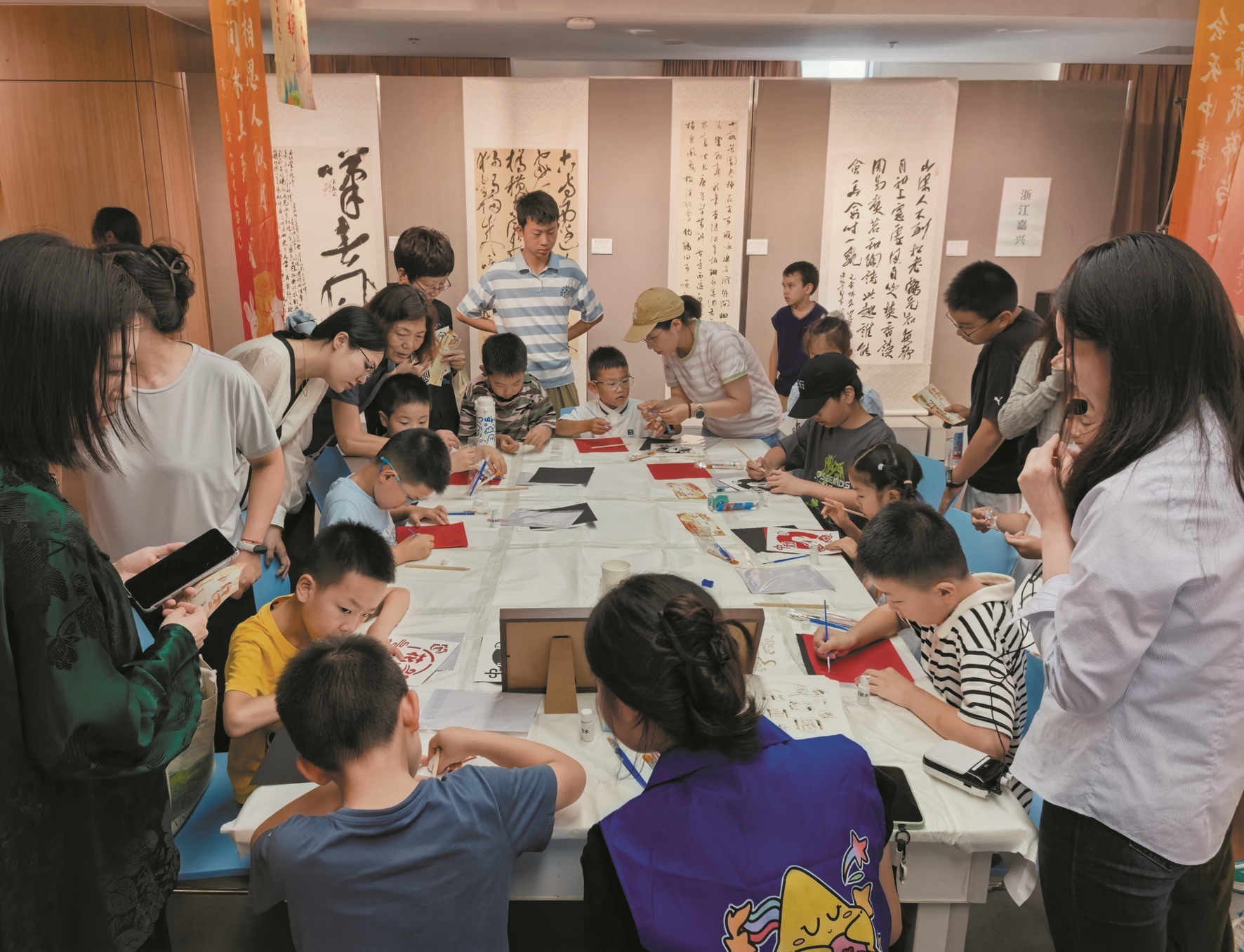 崇川区图书馆连续六年举办中秋游园活动